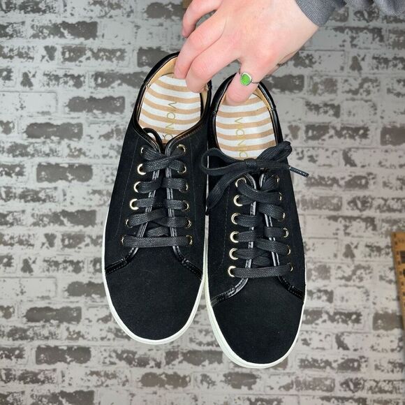 Vionic | women black suede lace up flats - Picture 6 of 6